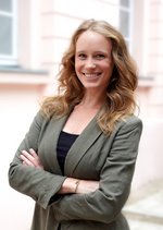 Porträt Viktoria Reese M.Sc. Wissenschaftliche Mitarbeiterin Porträt Viktoria Reese M.Sc. Wissenschaftliche Mitarbeiterin